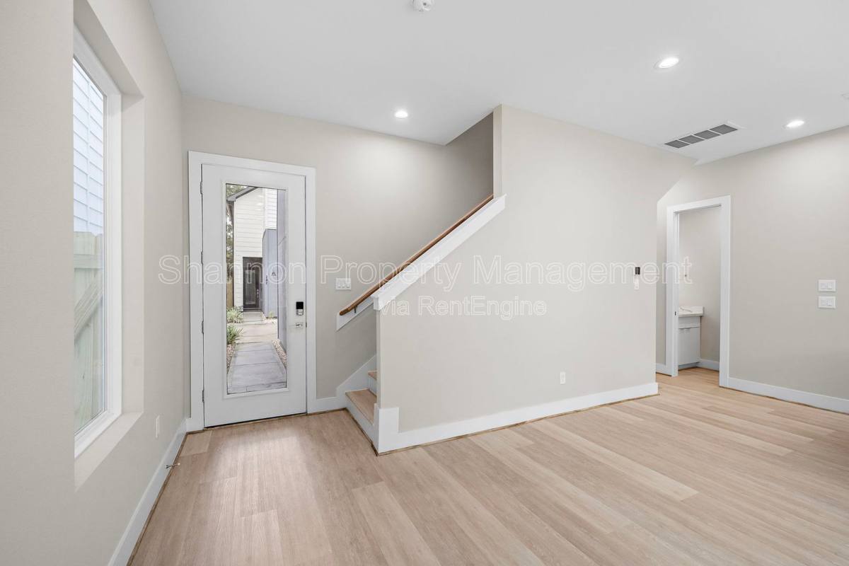 Apartment for rent at 28 Bucan St #B, Houston, TX 77076
