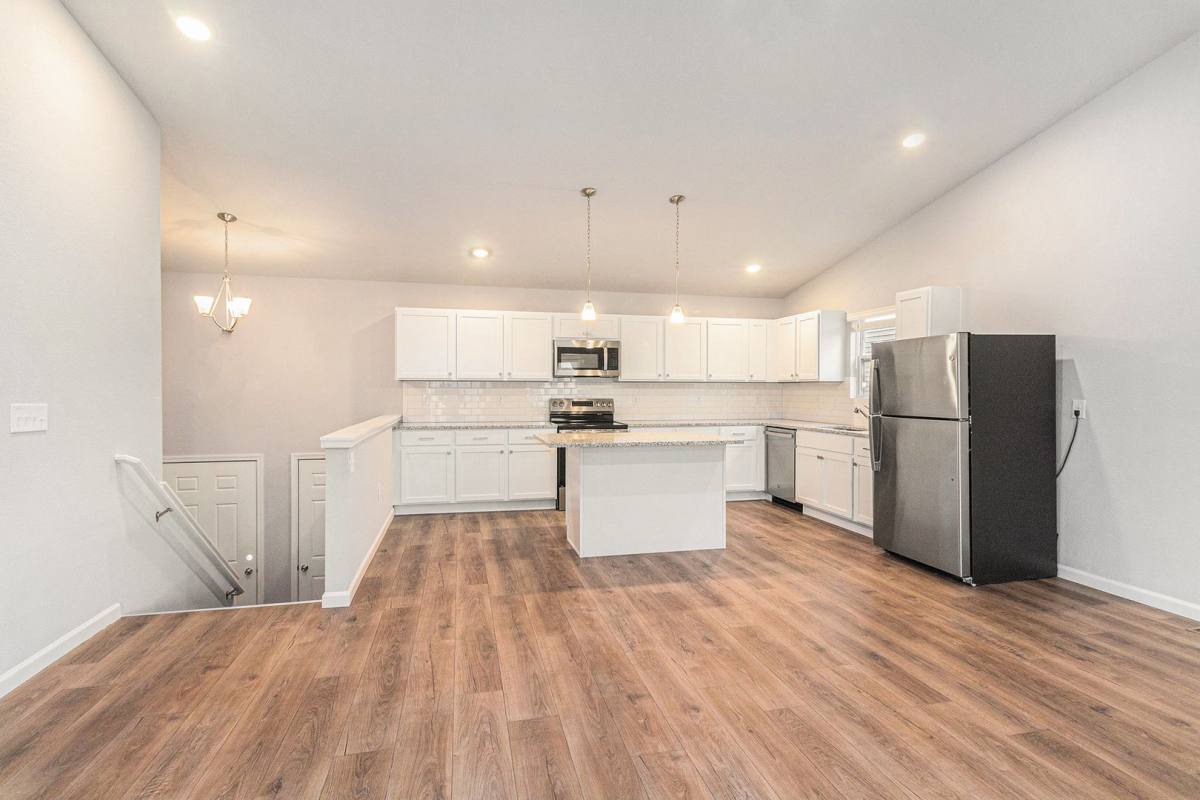 House for rent at 7669 Courtyard Place, Kalamazoo, MI 49008