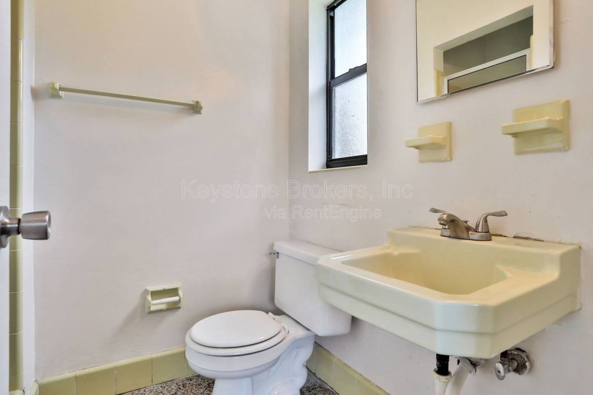 Apartment for rent at 2711 Aloma Ave, Winter Park, FL 32792