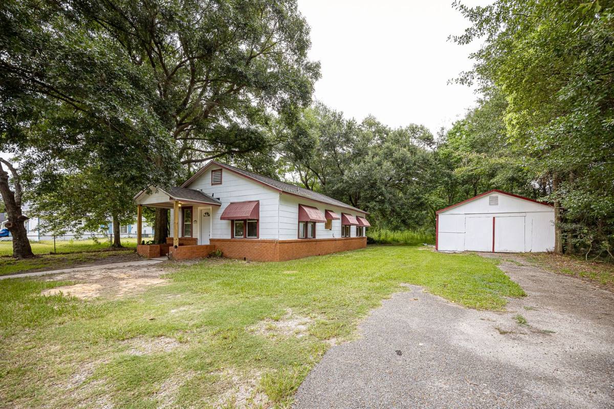 House for rent at 4406 Richard St, Moss Point, MS 39563