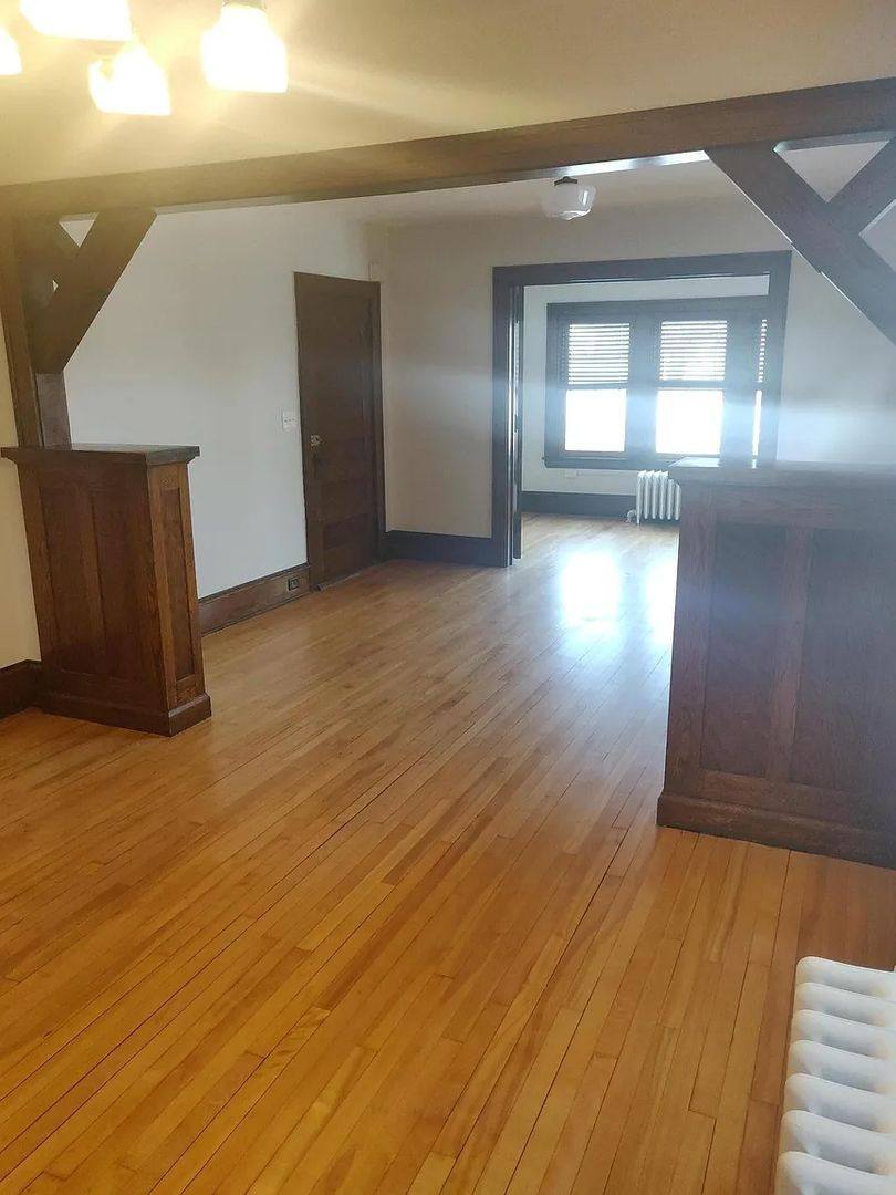 Apartment for rent at 1907 11th Ave S #3, Minneapolis, MN 55404