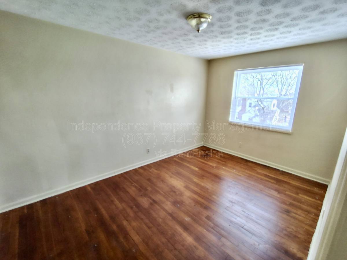 Apartment for rent at 4278 Catalpa Dr #4, Dayton, OH 45405