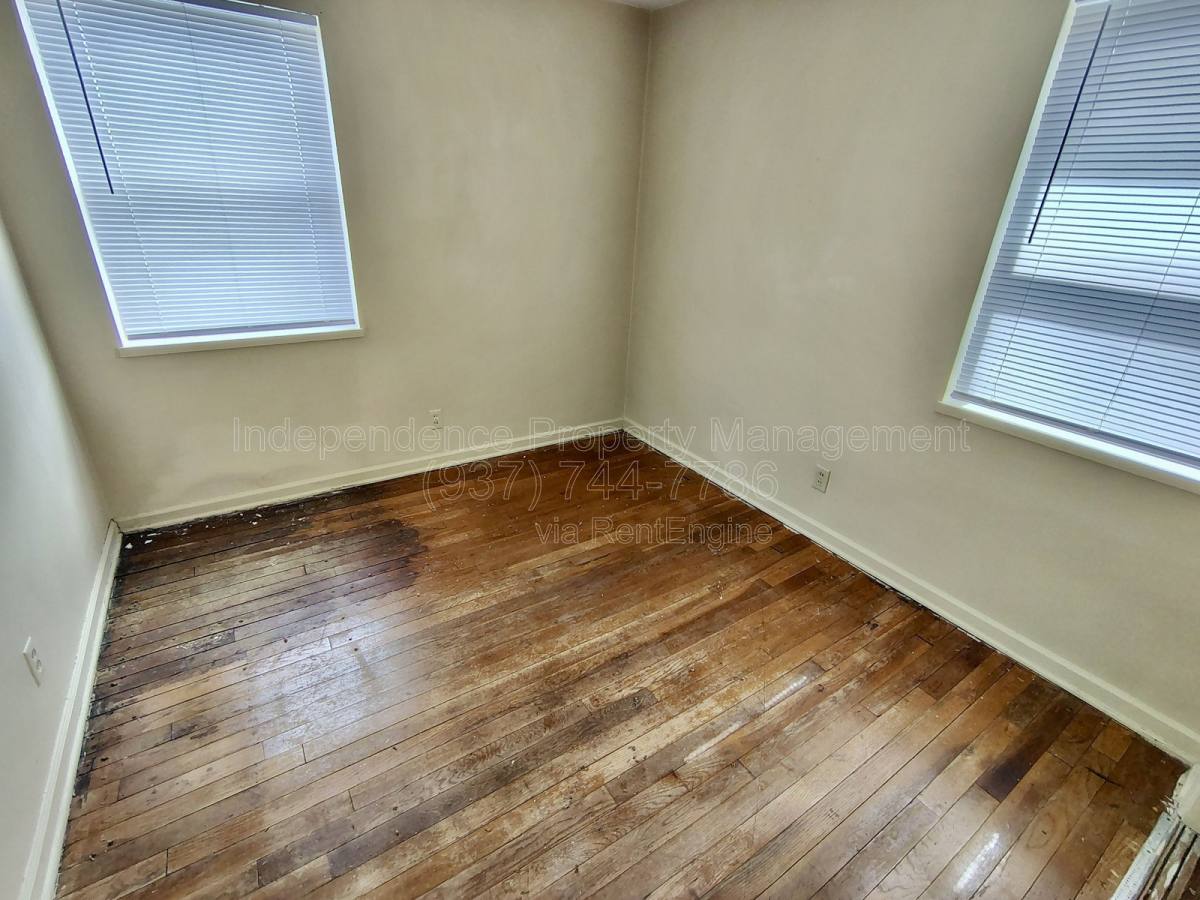 Apartment for rent at 4278 Catalpa Dr #4, Dayton, OH 45405