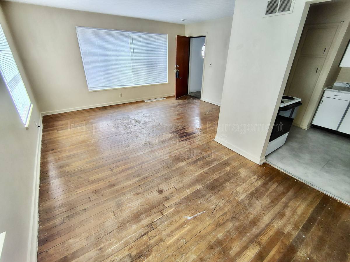 Apartment for rent at 4278 Catalpa Dr #4, Dayton, OH 45405
