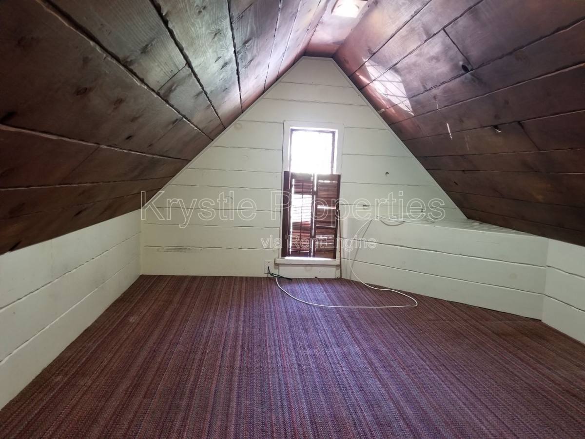 Apartment for rent at 50 Winslow Ave #B, Vallejo, CA 94590