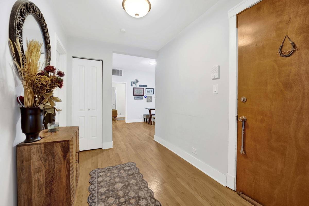 Apartment for rent at 3226 W Potomac Ave #1F, Chicago, IL 60651