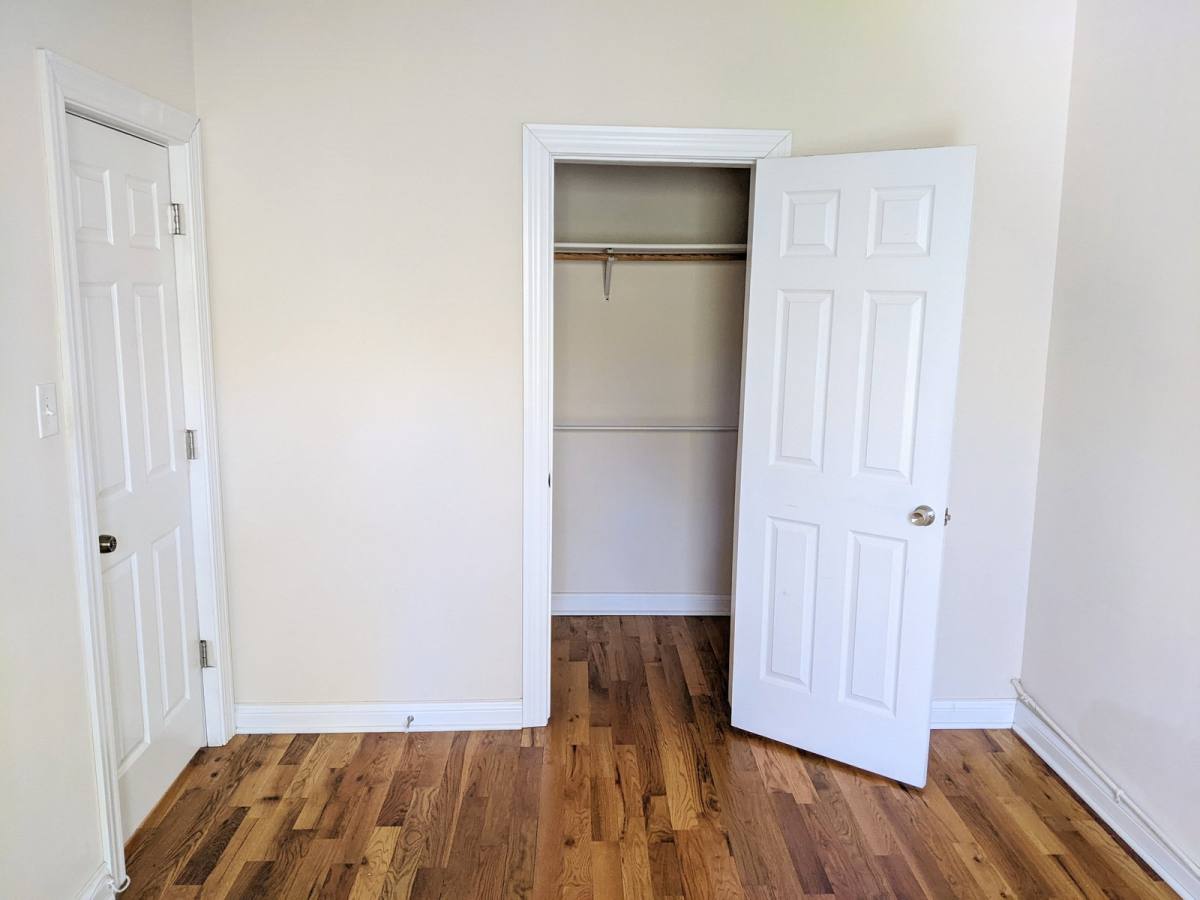 Apartment for rent at 1313 Oak Ave #C02, Evanston, IL 60201