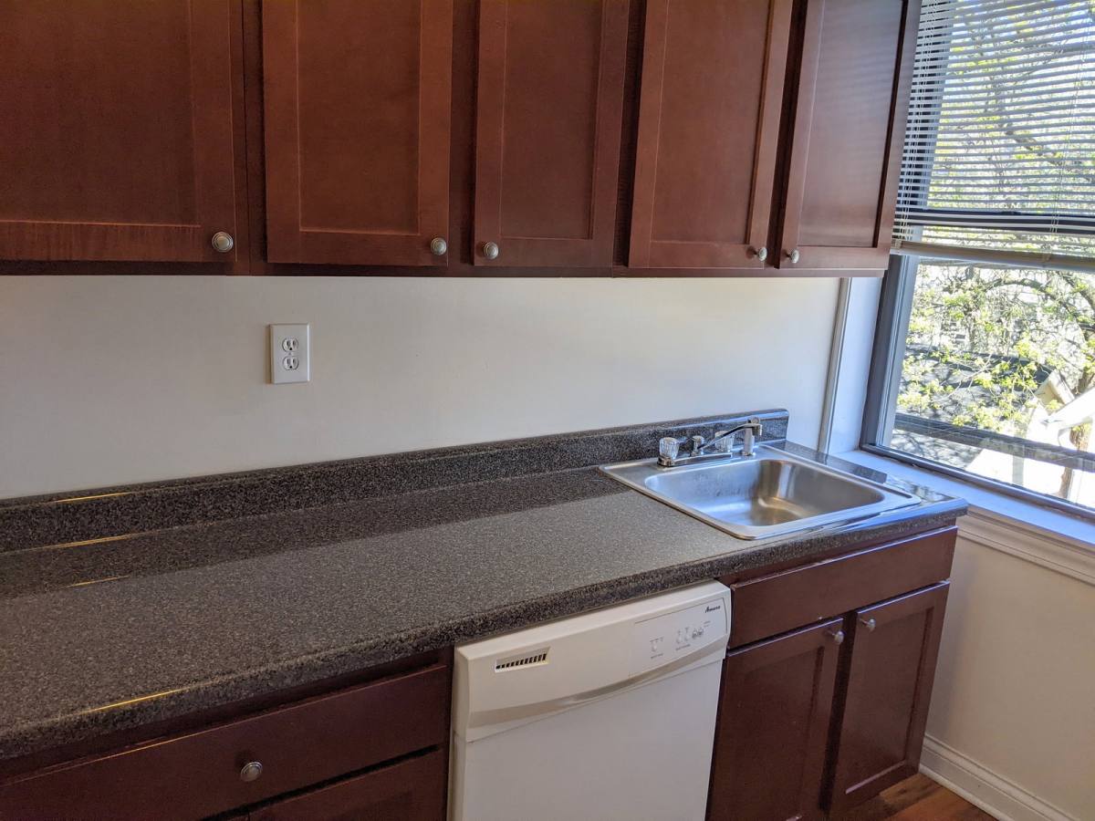 Apartment for rent at 1313 Oak Ave #C02, Evanston, IL 60201