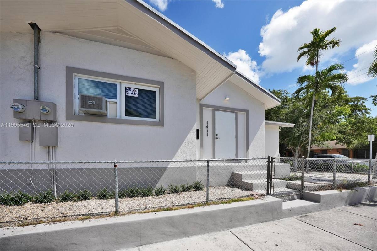Townhouse for rent at 1411 SW 3rd St, Miami, FL 33135