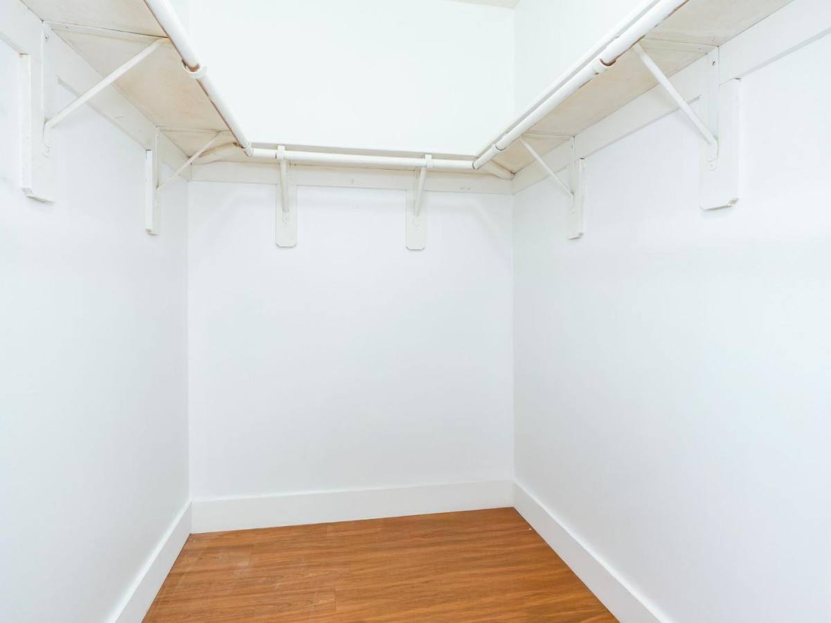 Apartment for rent at 1490 W 42nd Place #206, Hialeah, FL 33012