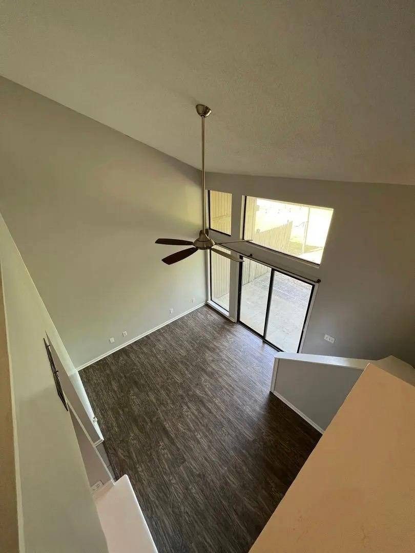 Townhouse for rent at 1000 Stonegate Dr, Auburn, AL 36832