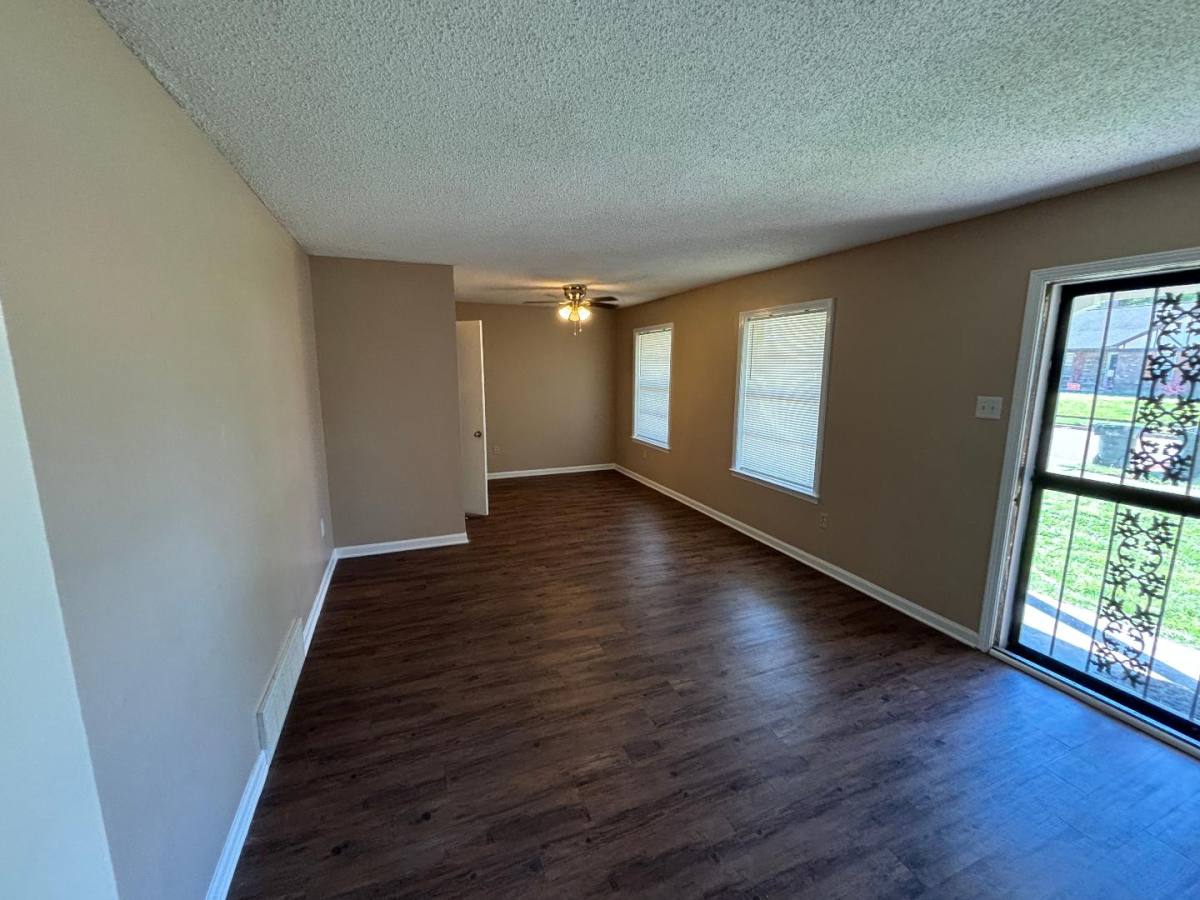 Apartment for rent at 6810 Sycamore Hill Dr, Memphis, TN 38135