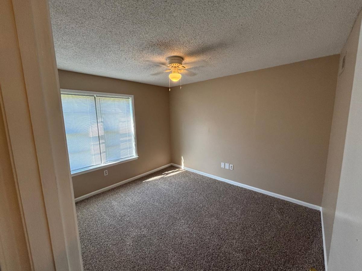 Apartment for rent at 6810 Sycamore Hill Dr, Memphis, TN 38135