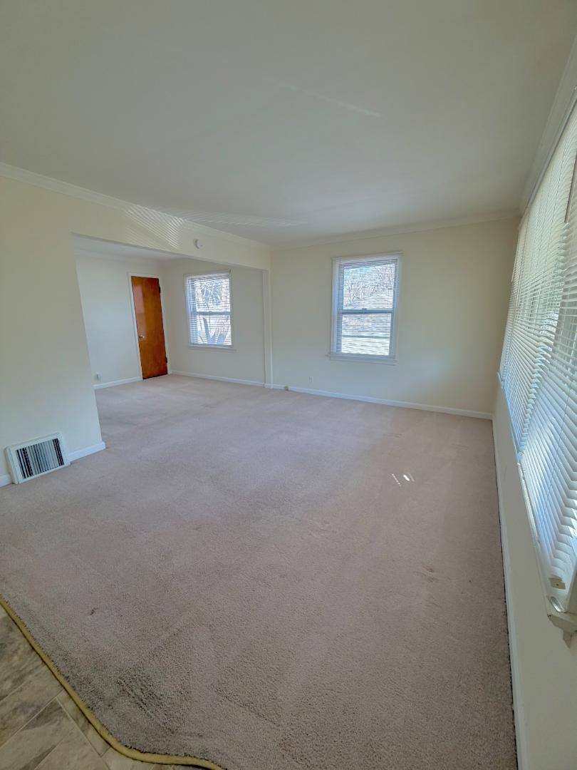 House for rent at 1215 Bliss Dr, Saint Louis, MO 63137
