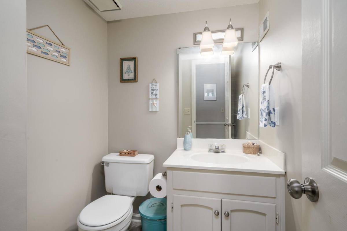 Townhouse for rent at 1032 Fairfax Dr, Tuscaloosa, AL 35406