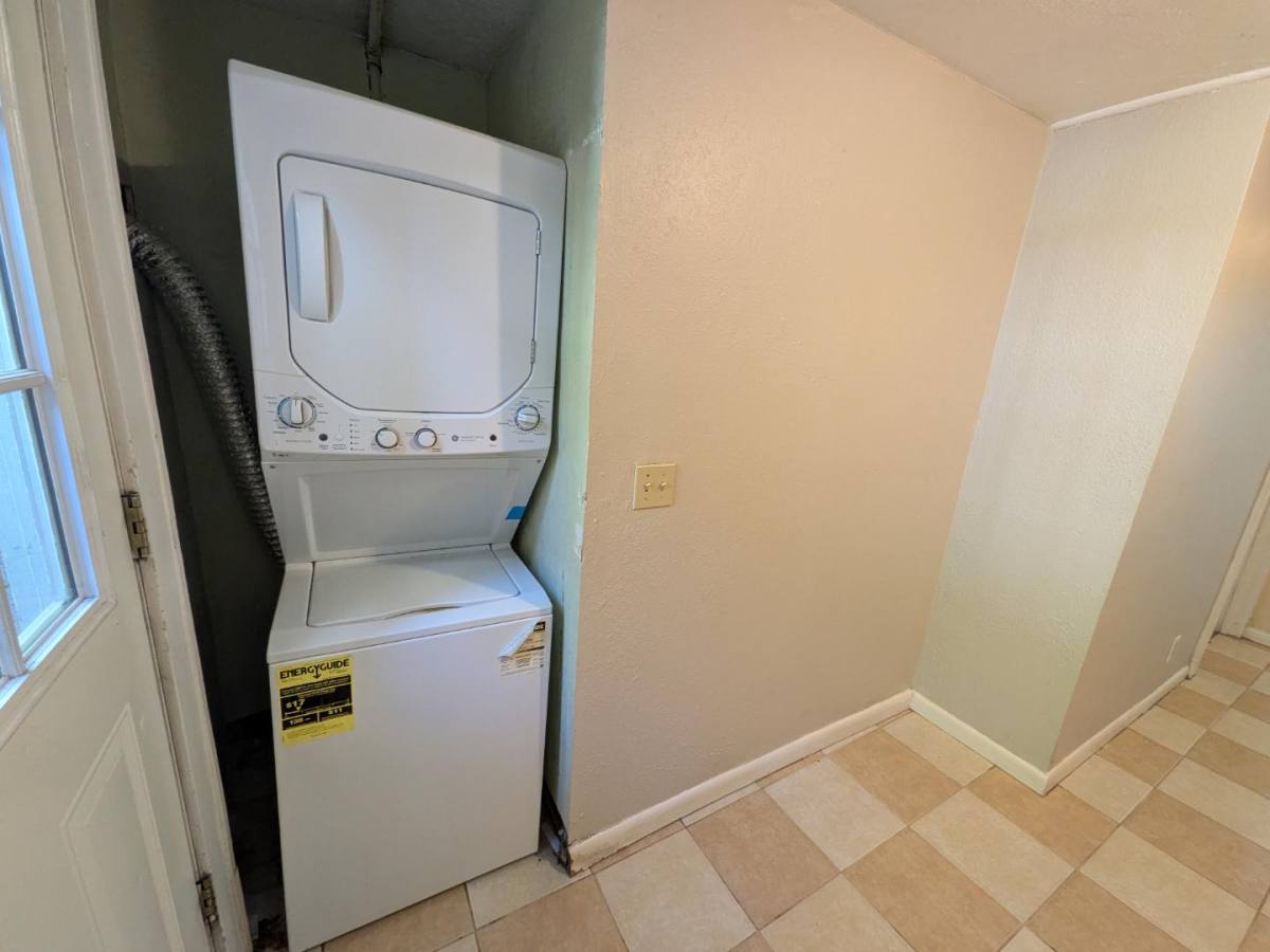 Apartment for rent at 843 17th St #B, Boulder, CO 80302