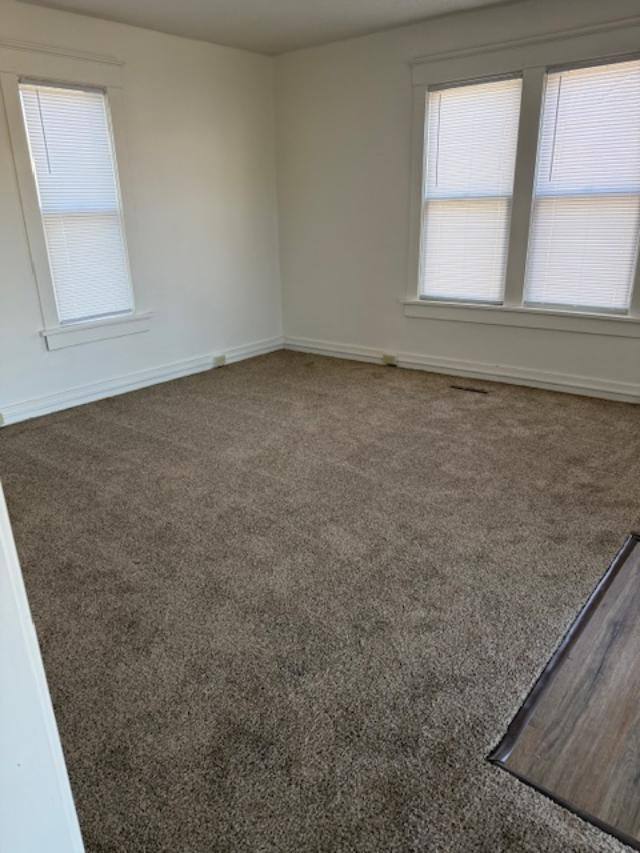 Apartment for rent at 206 N 3rd St #C, Marshalltown, IA 50158
