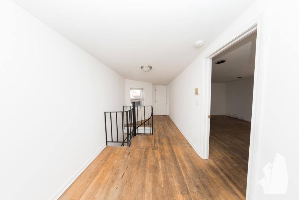 Apartment for rent at 2318 N Southport Ave #1F, Chicago, IL 60614