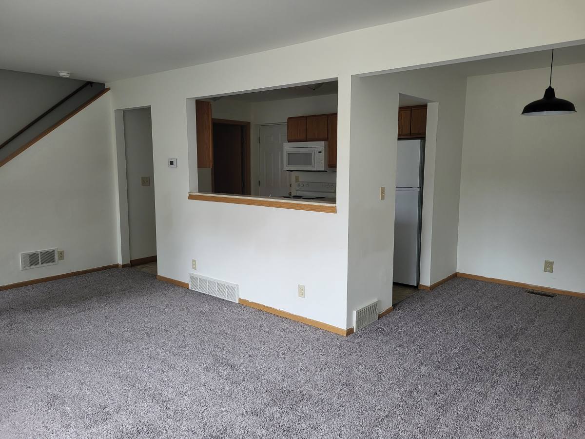 Apartment for rent at 4919 Hedgewood Dr 4807 Universal, Midland, MI 48640