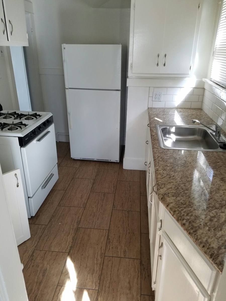Apartment for rent at 1243 E Broadway #1247, Long Beach, CA 90802