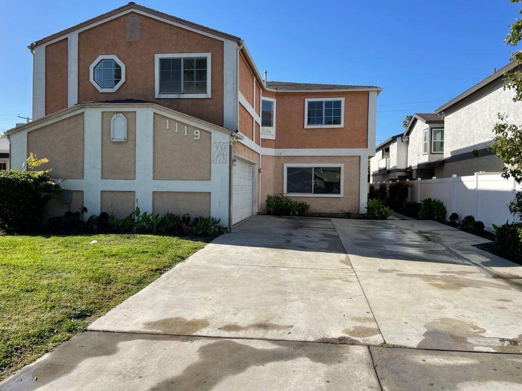 Townhouse for rent at 1119 W Broadway St, Anaheim, CA 92805