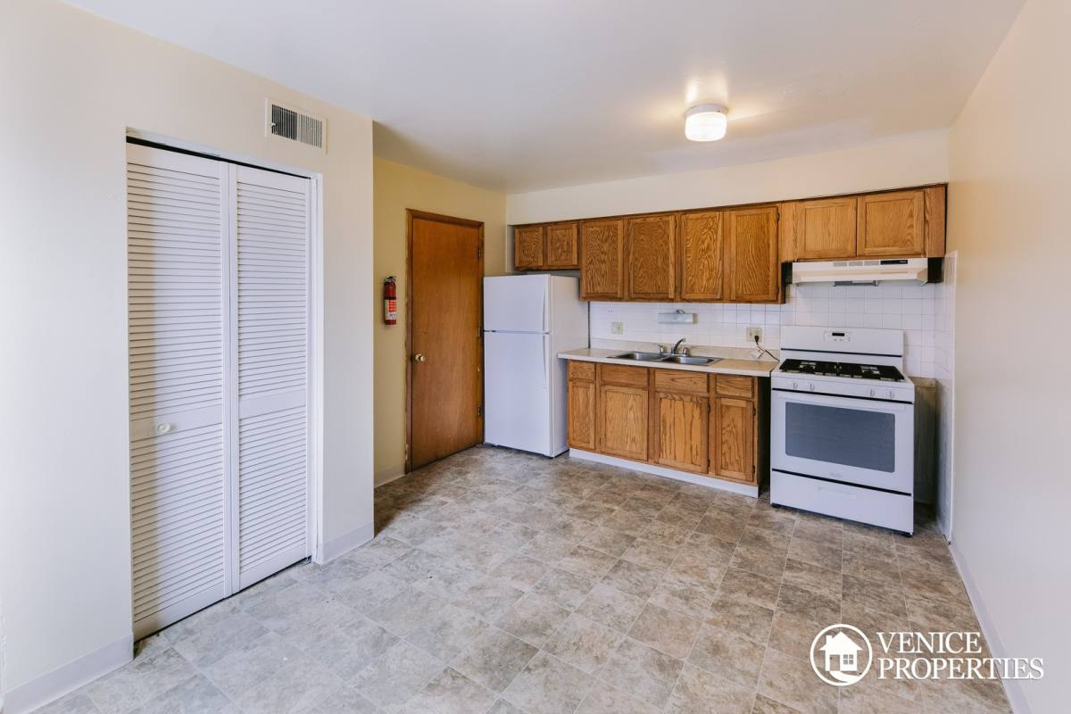 Townhouse for rent at 1669 N 4th St, Columbus, OH 43201
