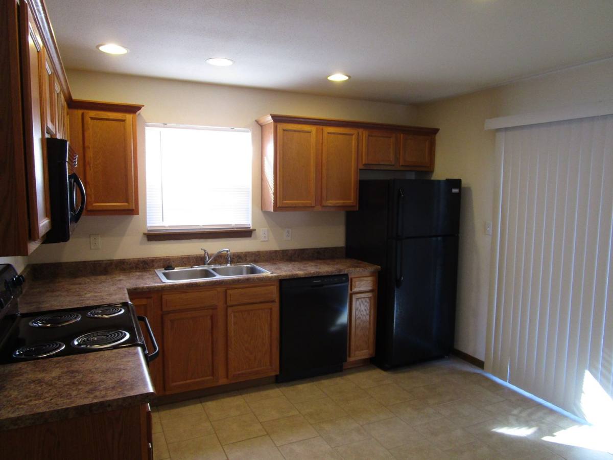 Apartment for rent at 705 - 707 Glenstone Dr, Columbia, MO 65201