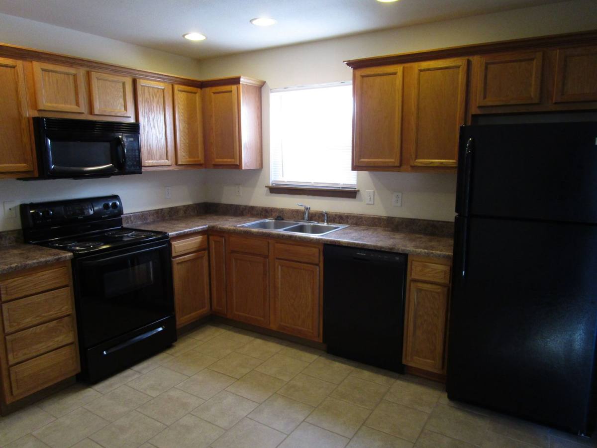 Apartment for rent at 705 - 707 Glenstone Dr, Columbia, MO 65201