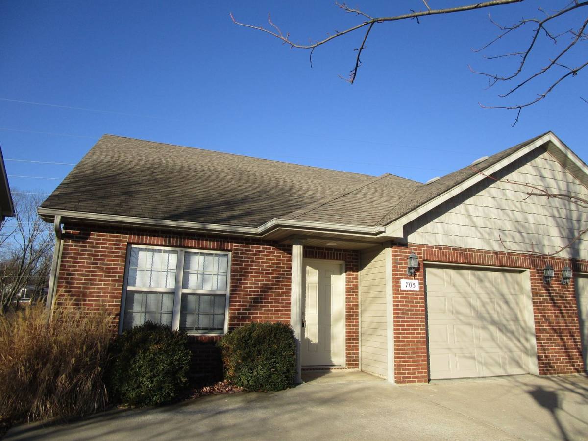 Apartment for rent at 705 - 707 Glenstone Dr, Columbia, MO 65201