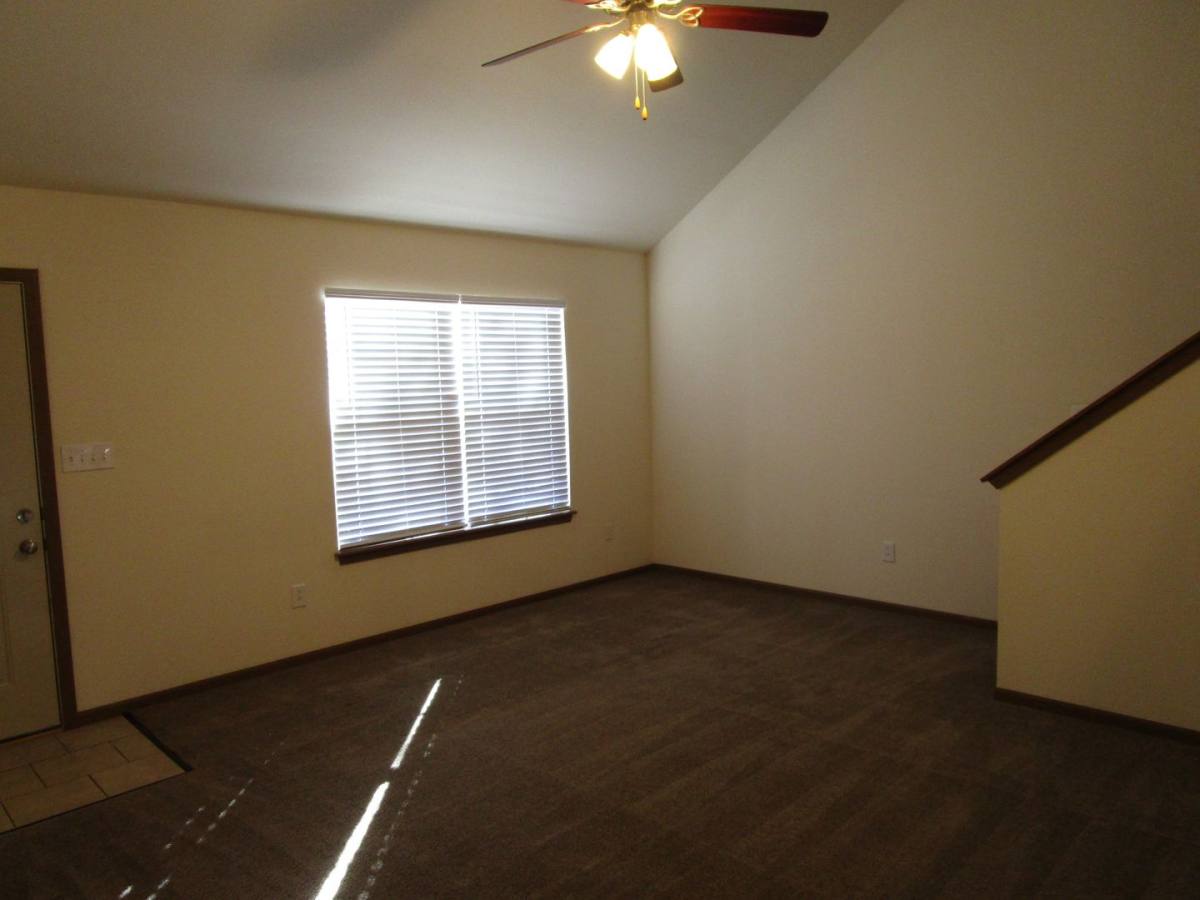 Apartment for rent at 705 - 707 Glenstone Dr, Columbia, MO 65201