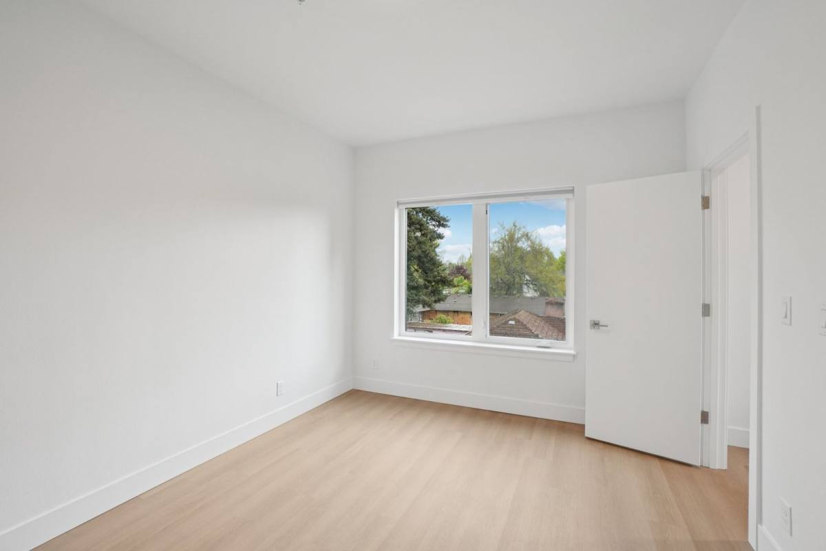 Apartment for rent at 4920 SW Pacific Ave, Beaverton, OR 97005