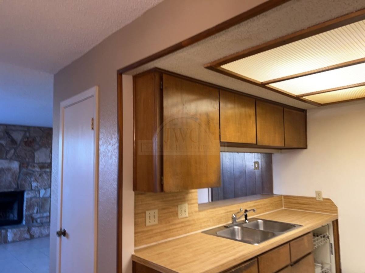 Townhouse for rent at 4209 Water St, Killeen, TX 76543