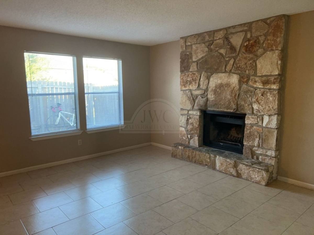 Townhouse for rent at 4209 Water St, Killeen, TX 76543
