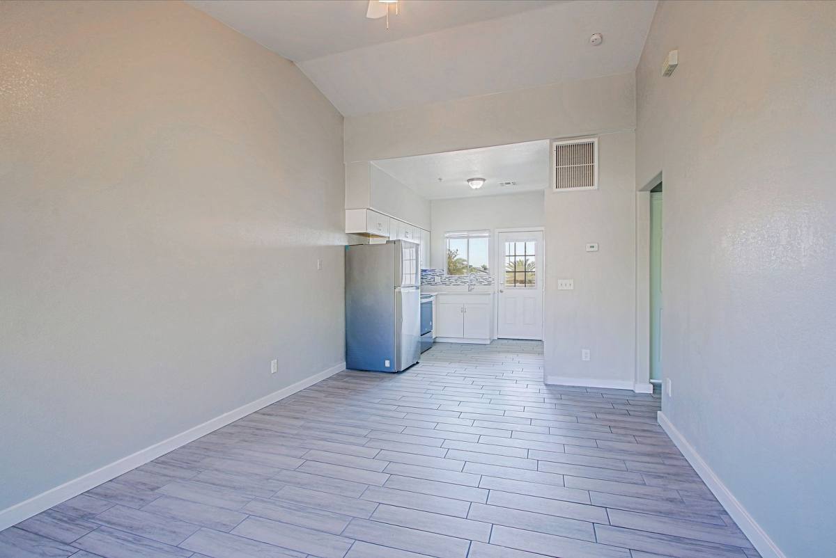 Apartment for rent at 1614 W Purdue Ave, Phoenix, AZ 85021