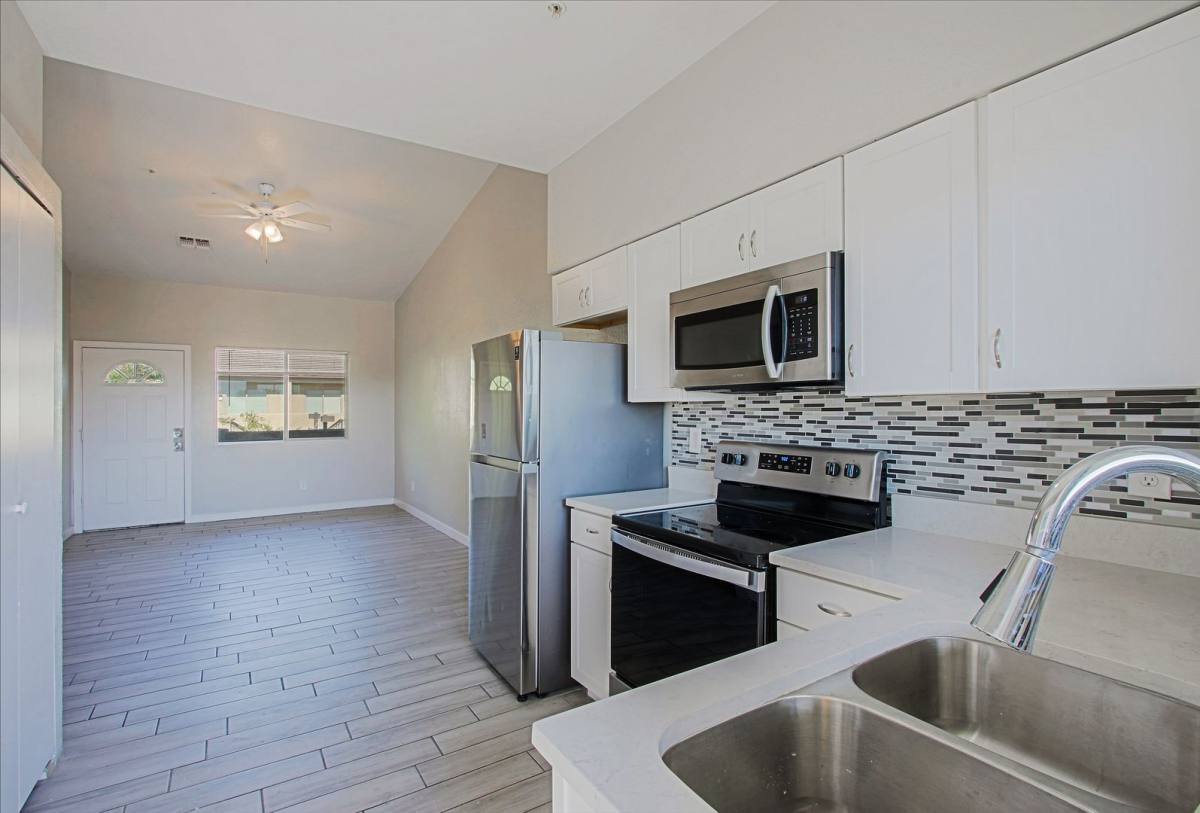 Apartment for rent at 1614 W Purdue Ave, Phoenix, AZ 85021