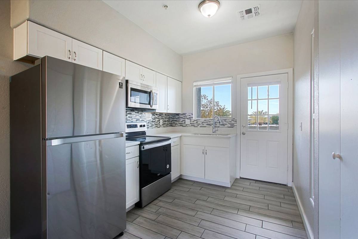Apartment for rent at 1614 W Purdue Ave, Phoenix, AZ 85021