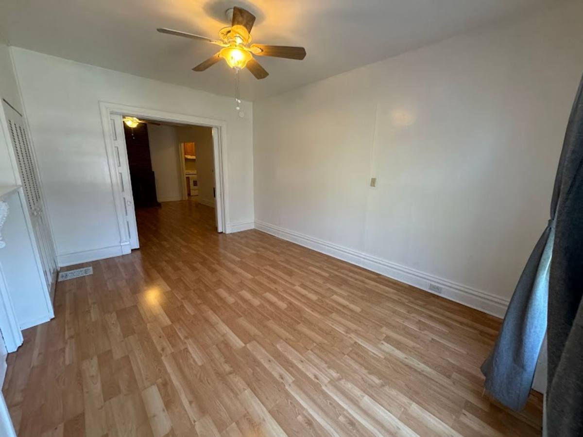 Apartment for rent at 5526 Howe St, Pittsburgh, PA 15232