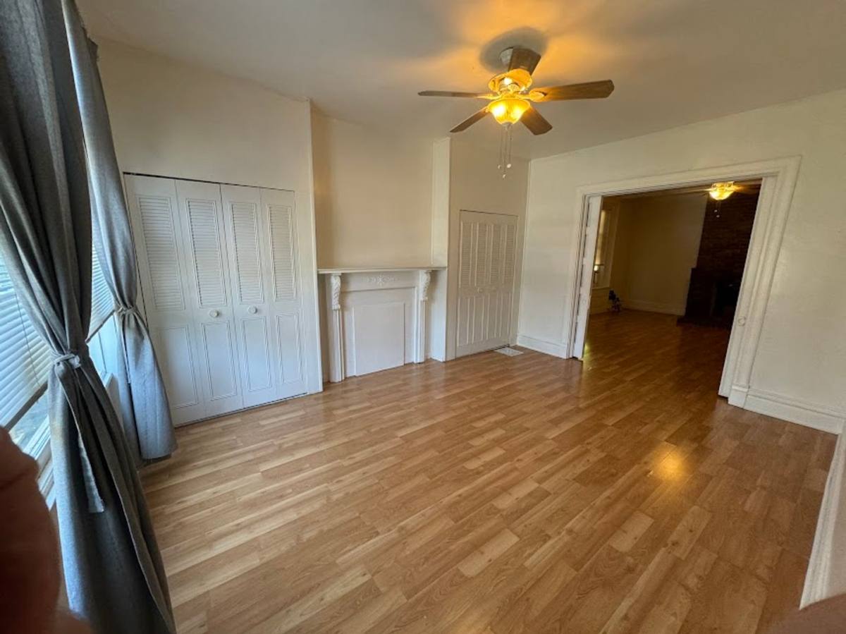 Apartment for rent at 5526 Howe St, Pittsburgh, PA 15232