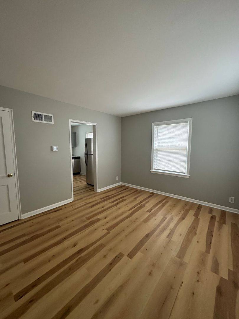 House for rent at 1801 E 74th Terrace, Kansas City, MO 64132