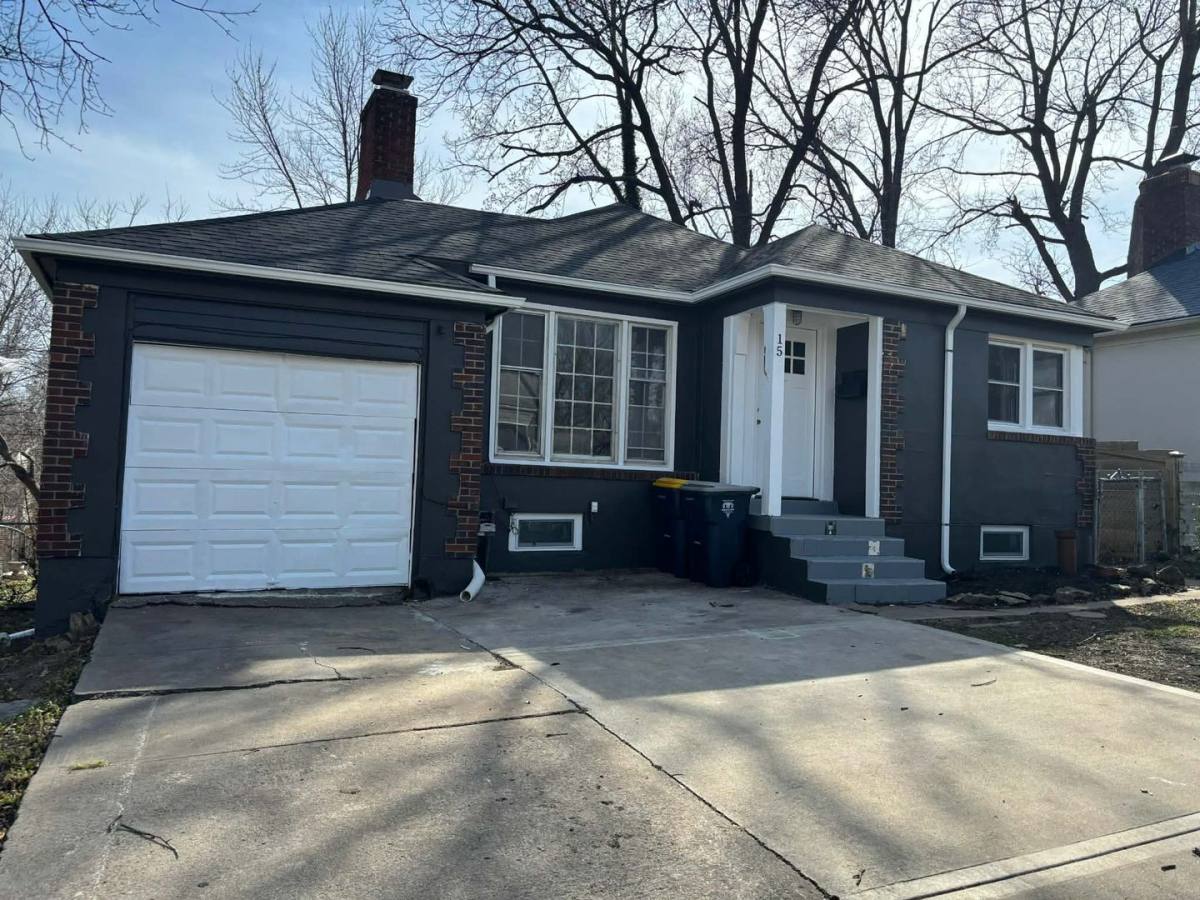 15 E 85th St, Kansas City, MO 64114