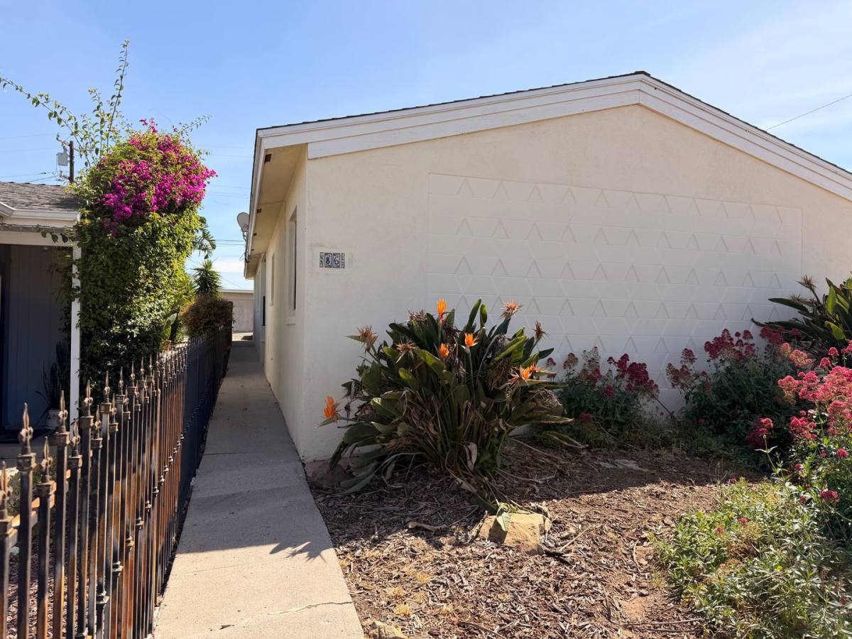 Apartment for rent at 84 - 96 Oak St, Camarillo, CA 93010