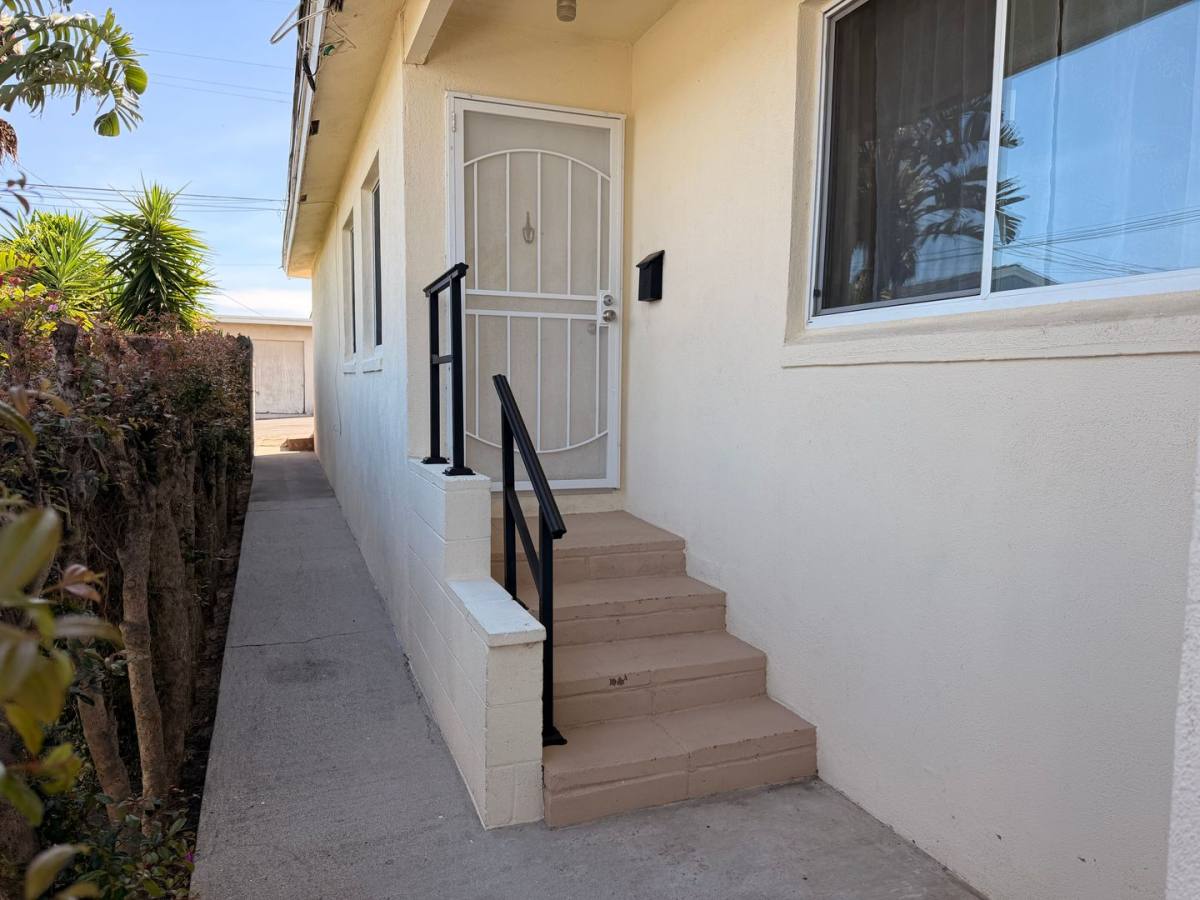 Apartment for rent at 84 - 96 Oak St, Camarillo, CA 93010