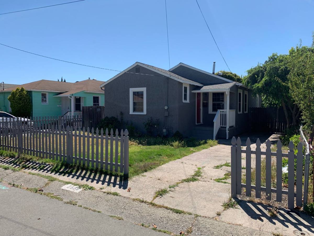 House for rent at 2539 17th St, San Pablo, CA 94806