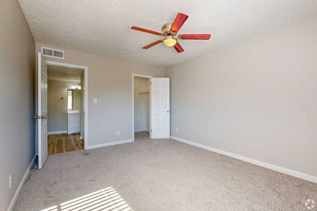 Apartment for rent at 3800 Governors Dr, Montgomery, AL 36111