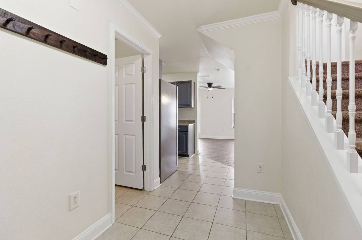 Townhouse for rent at 551 Wingspan Way, Crestview, FL 32536