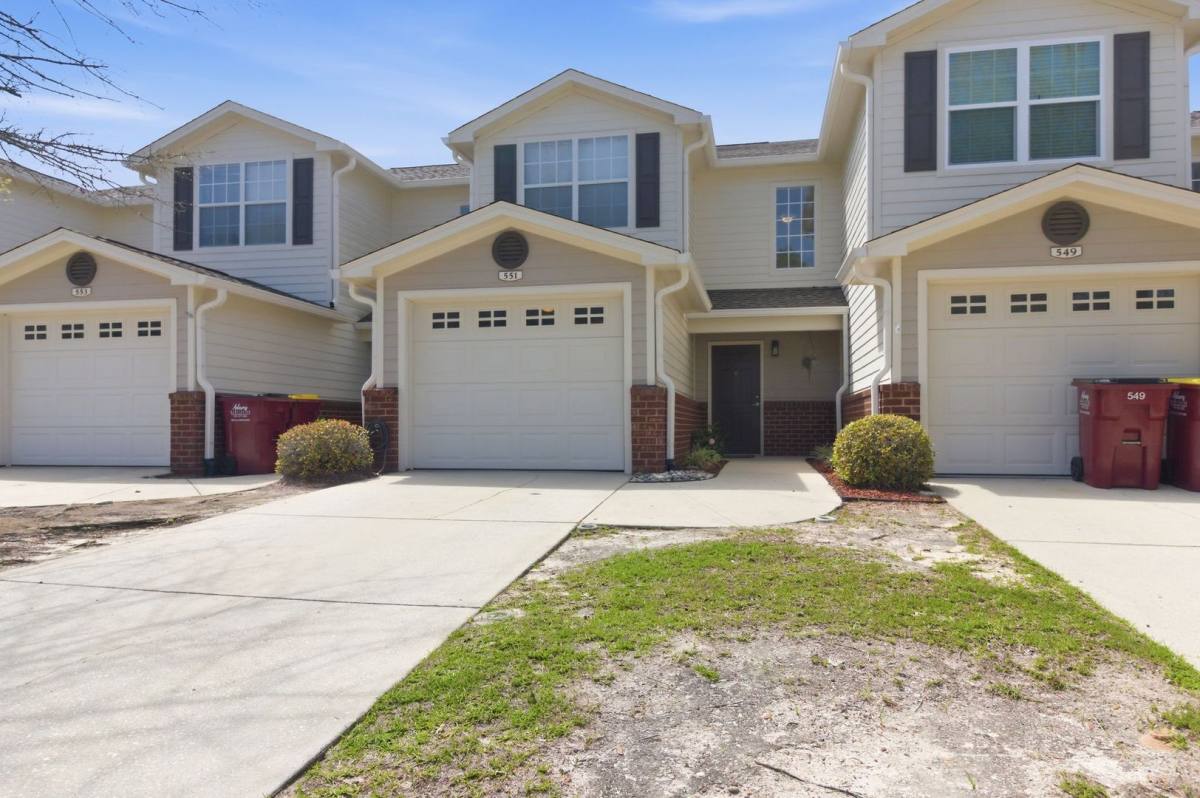 Townhouse for rent at 551 Wingspan Way, Crestview, FL 32536