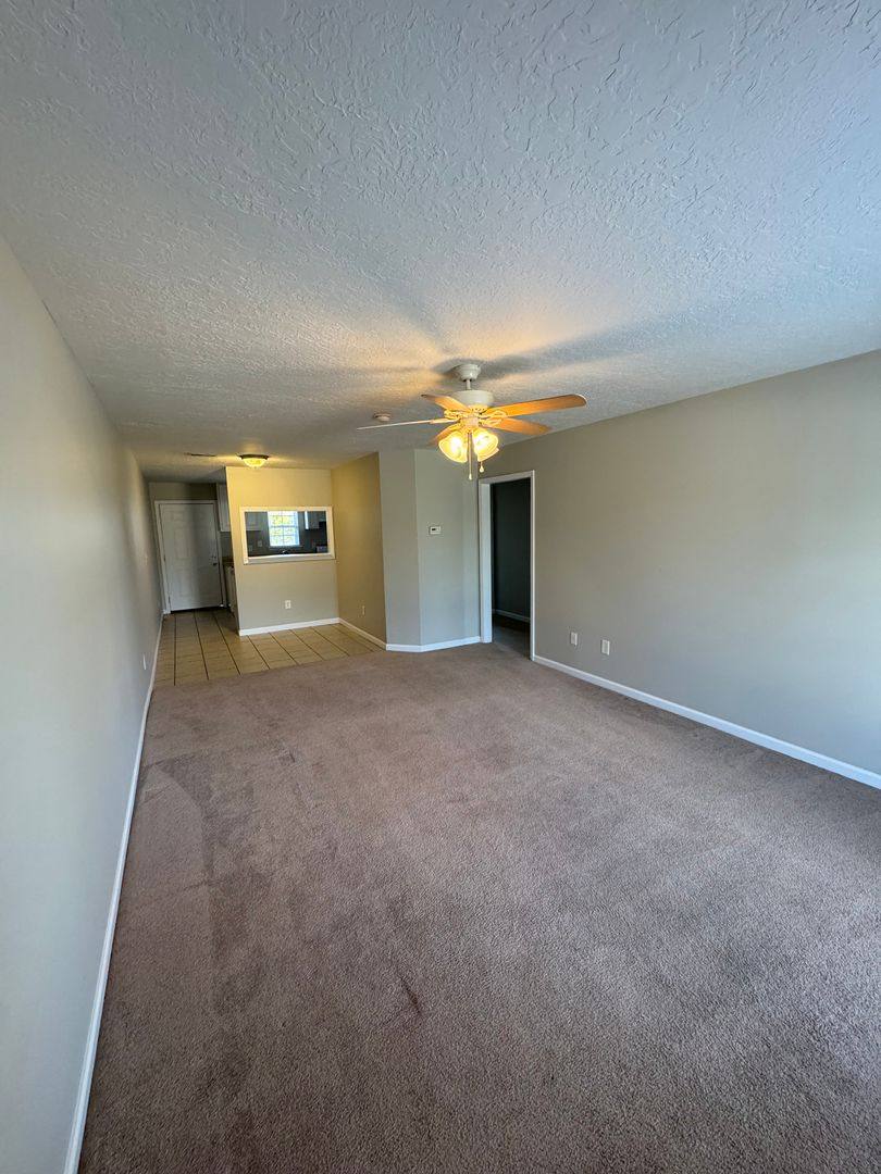 Apartment for rent at 105 Cooper Circle, Anniston, AL 36201