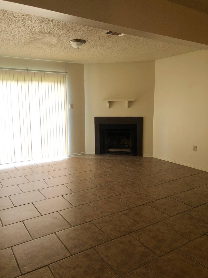 Apartment for rent at 8727 Granite Dr, Baton Rouge, LA 70810