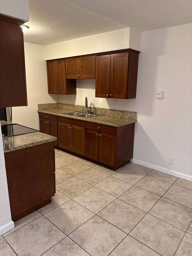 Apartment for rent at 411 Emerald Ave, El Cajon, CA 92020