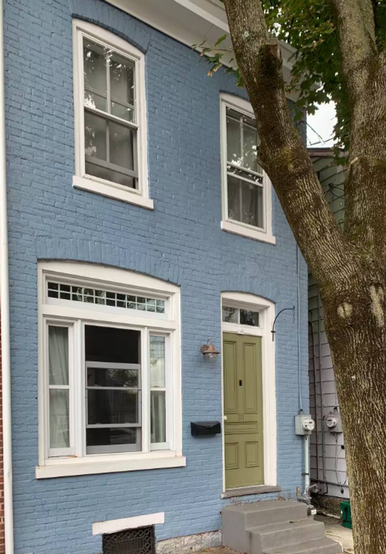 House for rent at 111 S E St, Carlisle, PA 17013